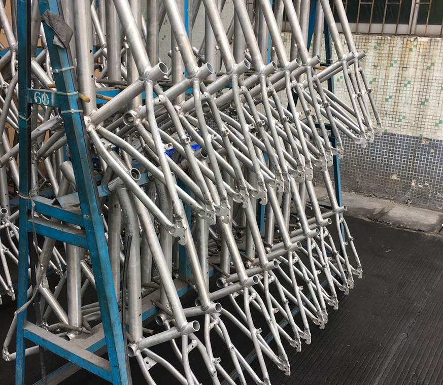 深圳铝合金自行车前叉热处理厂